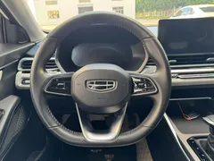 2022 Geely Emgrand 4th Gen 1.5L CVT Flagship, белый — фото 10