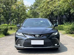 2021 Toyota Camry 2.0G Luxury, чёрный — фото 2