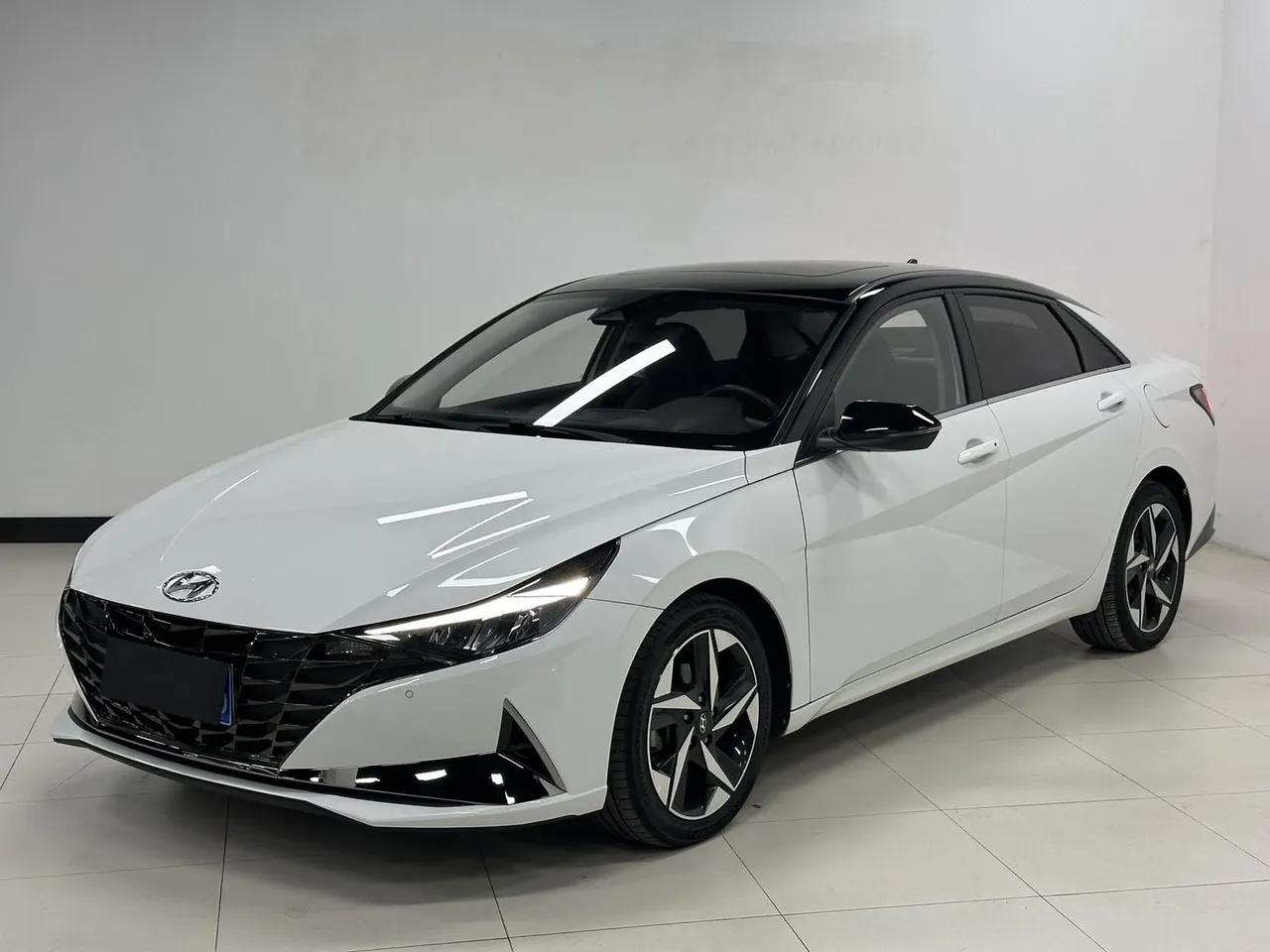 2022 Hyundai Elantra 1.5L CVT LUX Premium