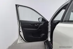 2022 Nissan X-Trail 2.0L 2WD Premium, белый — фото 11