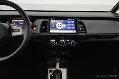 2021 Honda Fit 1.5L CVT, зелёный — фото 16