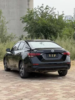 2021 Nissan Sylphy 1.6L XL CVT, чёрный — фото 5