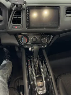 2022 Honda Vezel 1.5L CVT Pioneer, белый — фото 12