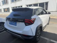 2022 Toyota Yaris L Zhixuan X 1.5L CVT Luxury Plus, белый — фото 5