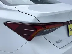 2023 Toyota Avalon 2.0L CVT Luxury, белый — фото 19