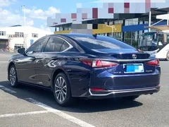 2022 Lexus ES 200 Excellence, синий — фото 4