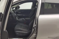 2022 Toyota Venza 2.0L CVT 2WD Premium — фото 13