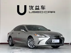2021 Lexus ES 200 Excellence — фото 3