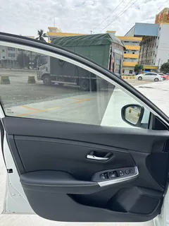 2023 Nissan Sylphy 1.6L CVT Enjoy, белый — фото 24