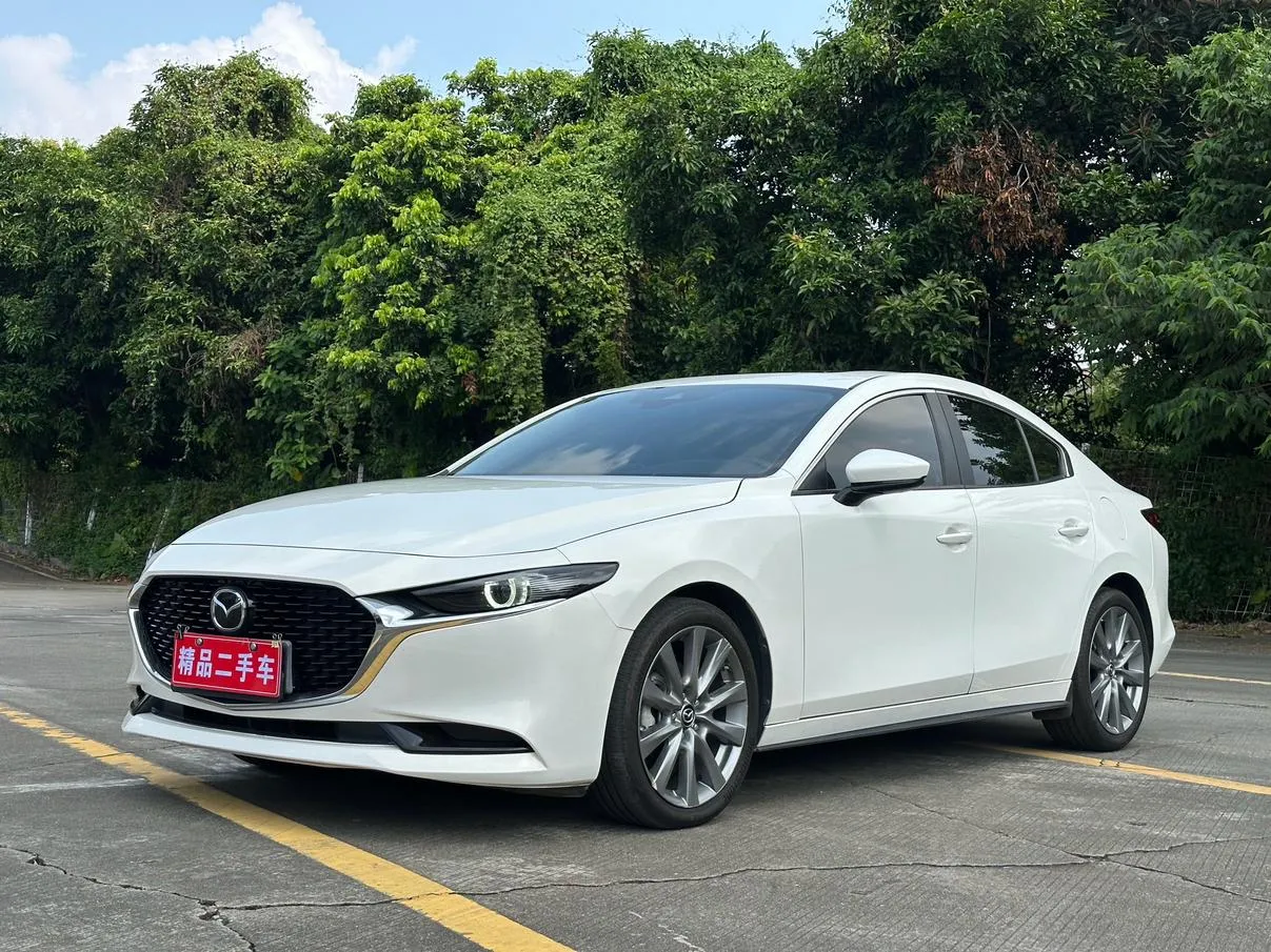 2023 Mazda Mazda3 2.0L AT