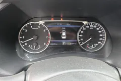 2023 Nissan Sylphy 1.6L CVT Enjoy, белый — фото 17