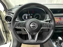 2023 Nissan Kicks 1.5L Luxury, белый — фото 8