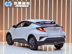 2022 Toyota C-HR 2.0L Comfort, белый — фото 17