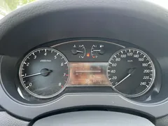 2021 Nissan Tiida 1.6L CVT, красный — фото 4