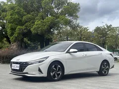 2021 Hyundai Elantra 1.5L CVT GLX Elite, белый — фото 1