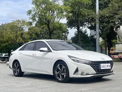 2021 Hyundai Elantra 1.5L CVT GLX Elite, белый — фото 3