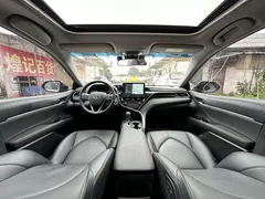 2021 Toyota Camry 2.0G Luxury — фото 11