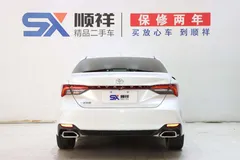 2022 Toyota Avalon 2.0L Luxury, белый — фото 5