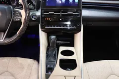 2022 Toyota Avalon 2.0L Luxury, белый — фото 15