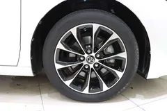 2022 Toyota Avalon 2.0L Luxury, белый — фото 20