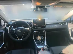 2021 Toyota RAV4 2.0L CVT 2WD Fashion Plus, белый — фото 5