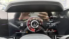 2022 Hyundai Elantra 1.5L CVT LUX Premium, белый — фото 11