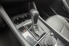 2022 Mazda Mazda3 2.0L AT, красный — фото 17
