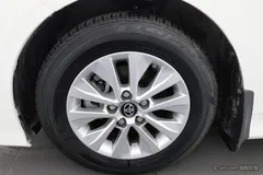 2021 Toyota Corolla 1.5L CVT Elite, белый — фото 6