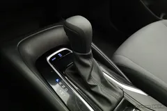 2021 Toyota Corolla 1.5L CVT Elite, белый — фото 17
