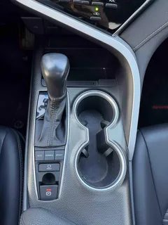 2023 Toyota Camry 2.5G Luxury, чёрный — фото 10