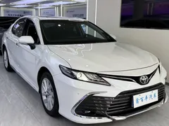 2023 Toyota Camry 2.0G Luxury, белый — фото 4