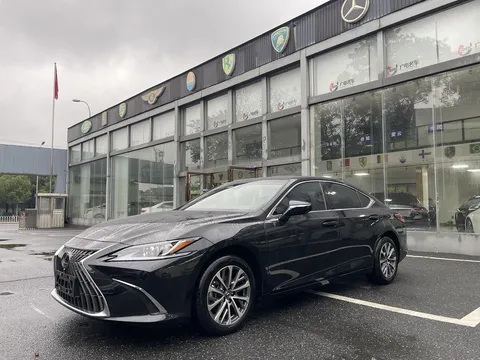 2022 Lexus ES 200 Excellence