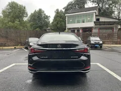 2022 Lexus ES 200 Excellence, чёрный — фото 4
