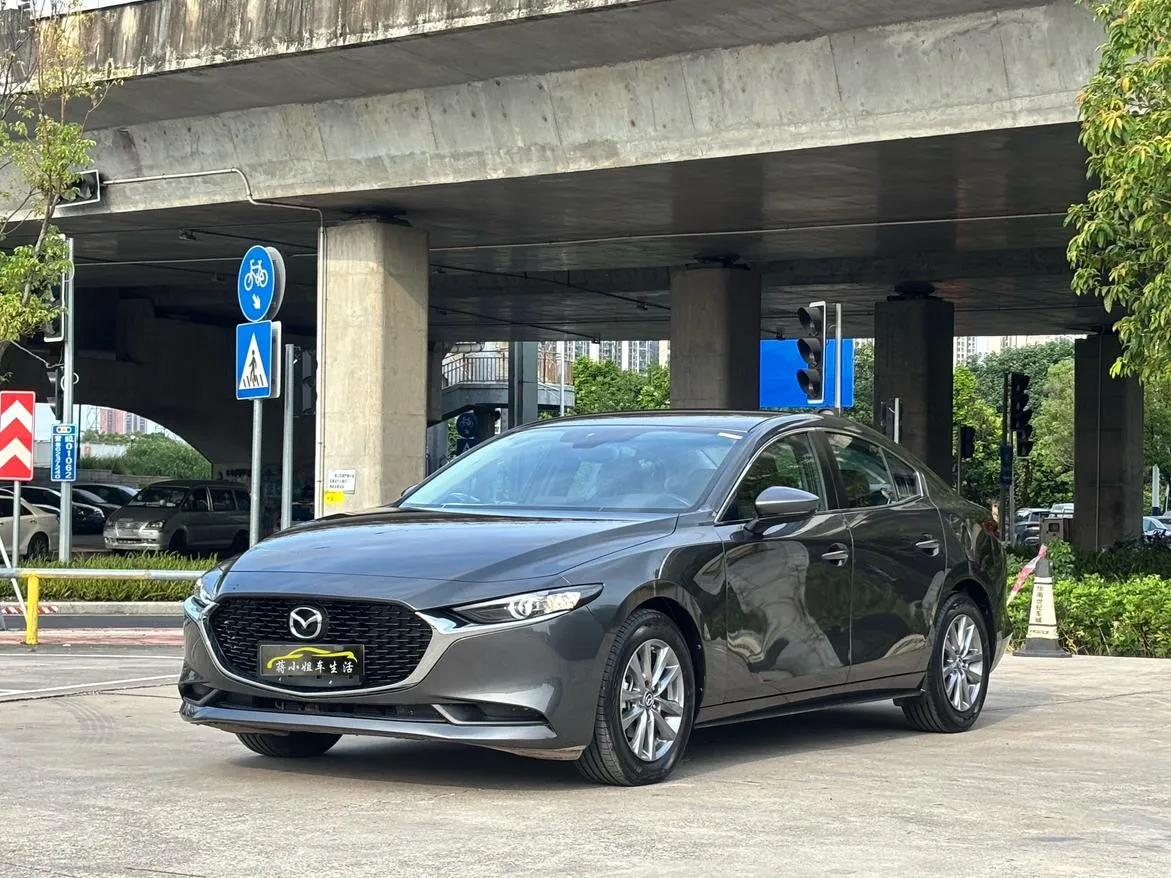 2023 Mazda Mazda3 2.0L AT