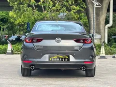 2023 Mazda Mazda3 2.0L AT — фото 5