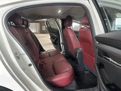 2022 Mazda Mazda3 2.0L AT, белый — фото 9
