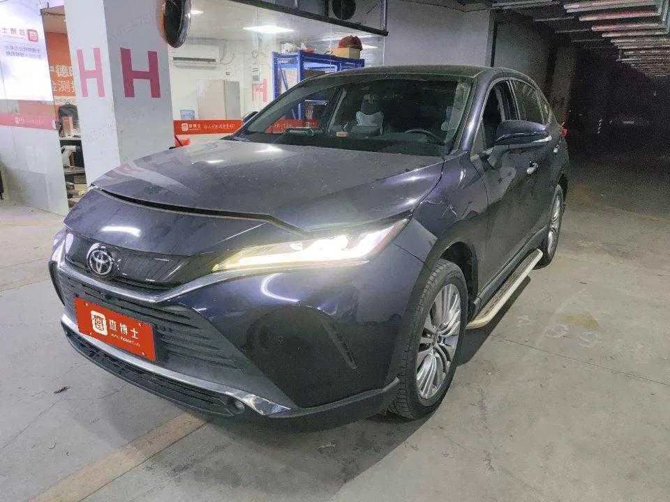 2022 Toyota Harrier 2.0L CVT 2WD Premium