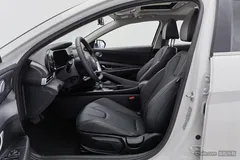 2023 Hyundai Elantra 1.5L CVT GLX Elite, белый — фото 13