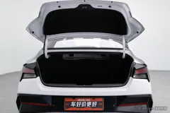 2023 Hyundai Elantra 1.5L CVT GLX Elite, белый — фото 20