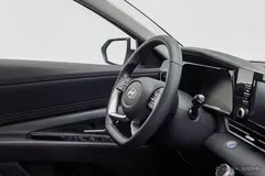 2023 Hyundai Elantra 1.5L CVT GLX Elite, белый — фото 23