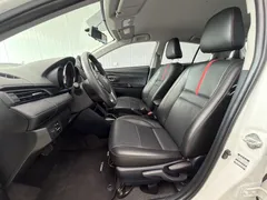 2022 Toyota Yaris L Zhixuan X 1.5L CVT Luxury Plus, белый — фото 15