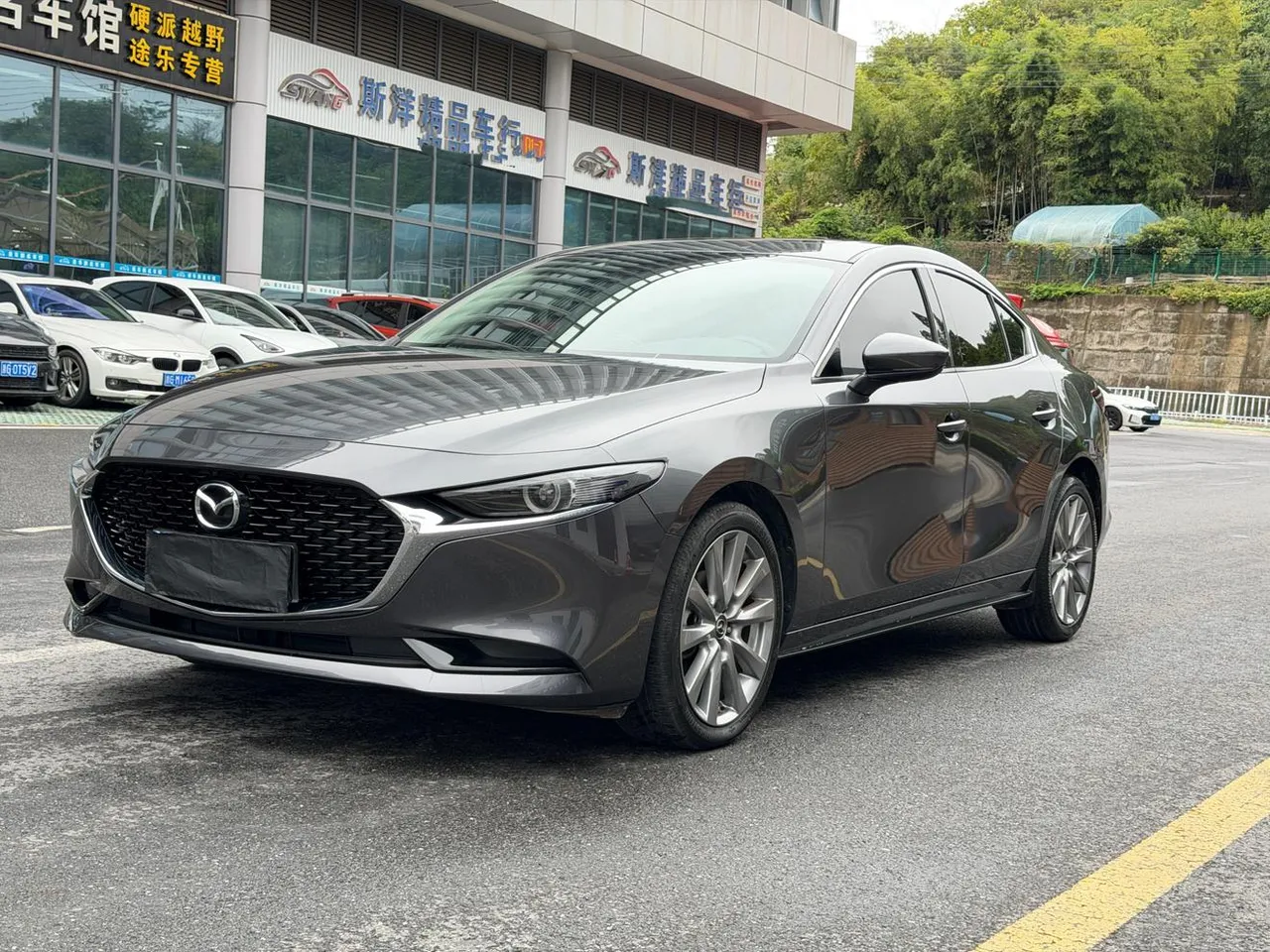 2023 Mazda Mazda3 2.0L AT