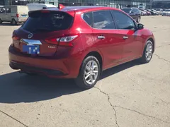 2021 Nissan Tiida 1.6L CVT, красный — фото 4