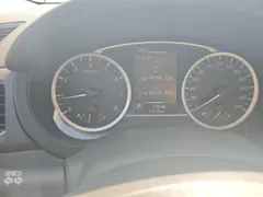2021 Nissan Tiida 1.6L CVT, красный — фото 7