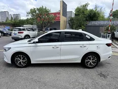 2022 Geely Emgrand 1.5L CVT Elite 4th Gen, белый — фото 2