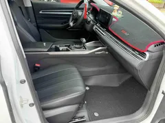 2022 Geely Emgrand 1.5L CVT Elite 4th Gen, белый — фото 8
