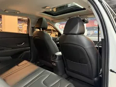 2022 Hyundai Elantra 1.5L CVT LUX Premium, белый — фото 6