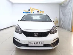 2021 Honda Fit 1.5L CVT, белый — фото 2