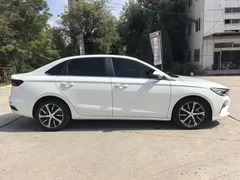 2023 Geely Emgrand 4th Gen 1.5L CVT Premium Champion, белый — фото 4