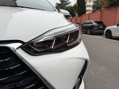2022 Toyota Yaris L Zhixuan X 1.5L CVT Luxury Plus, белый — фото 3